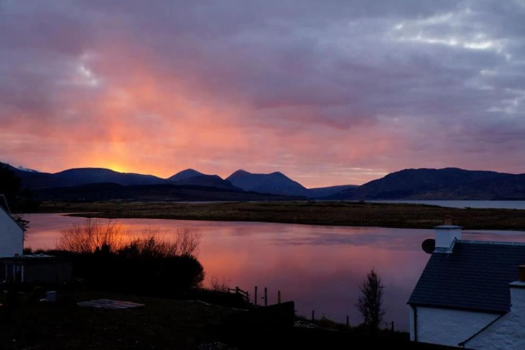 Tidal Cottage On The Shore Isle Of Skye Breakish Exteriér fotografie